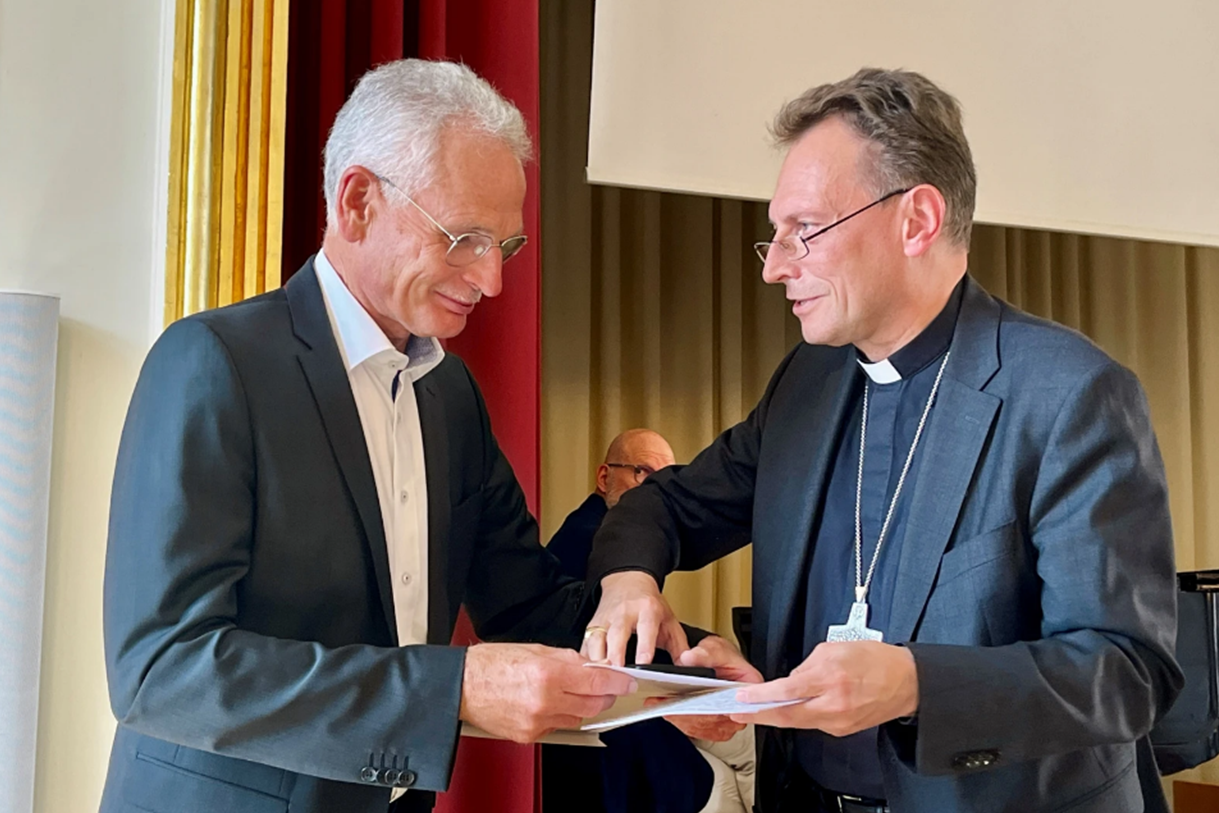 Erzbischof Herwig Gössl verabschiedet Hans-Dieter Franke